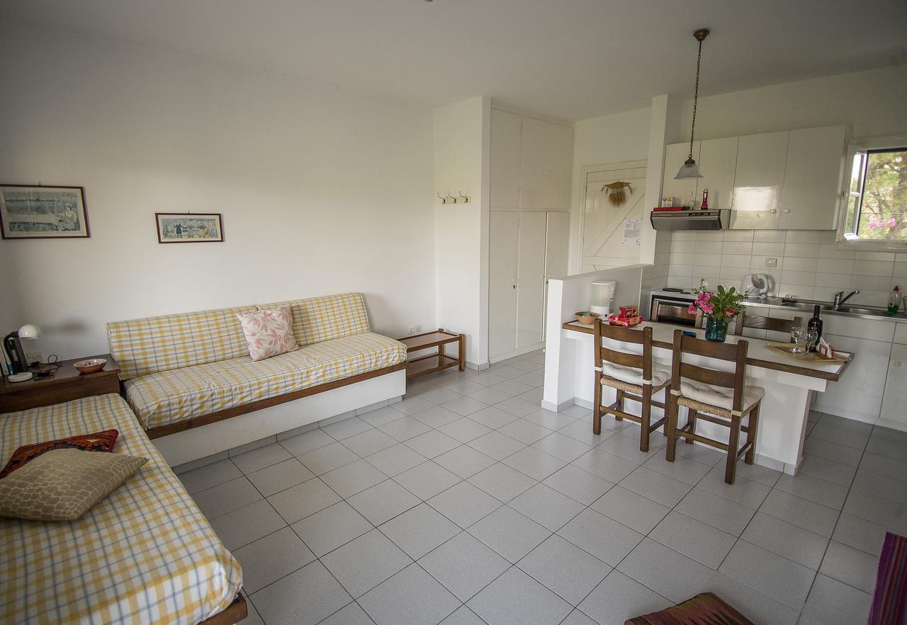Eressos Ilios Apartments Скала-Ересу Екстер'єр фото